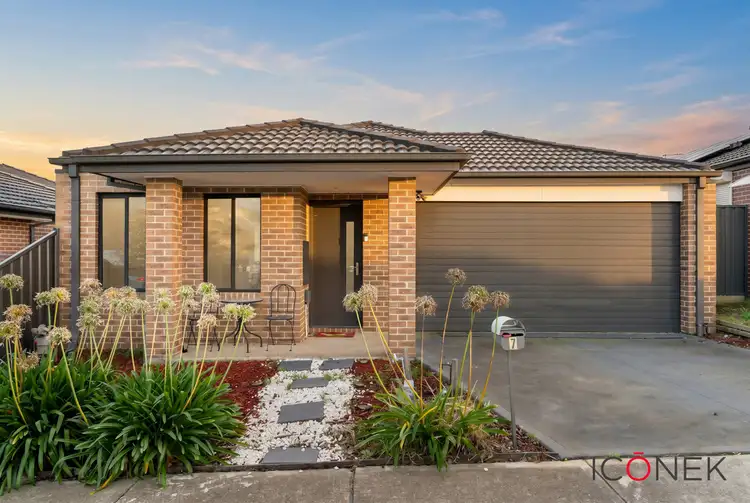 7 Nightingale Road