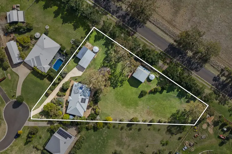 6 Sawyers Court