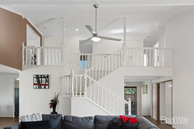 39 Blenheim Crescent