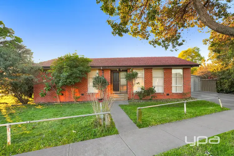 56 Longford Crescent