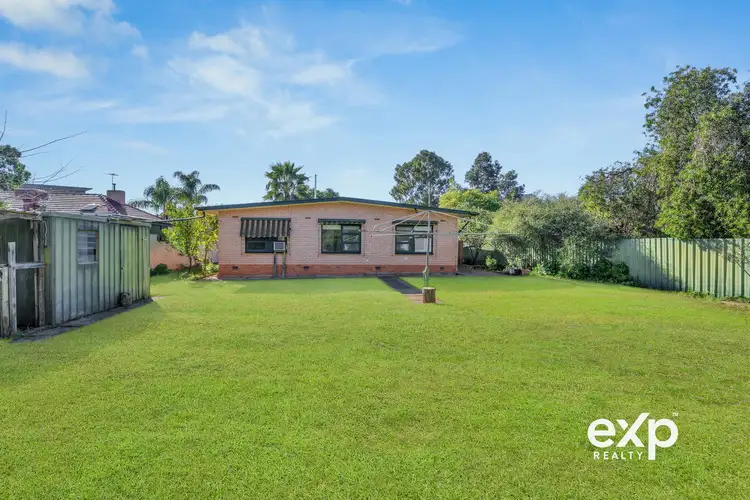 11 TREMBATH Road