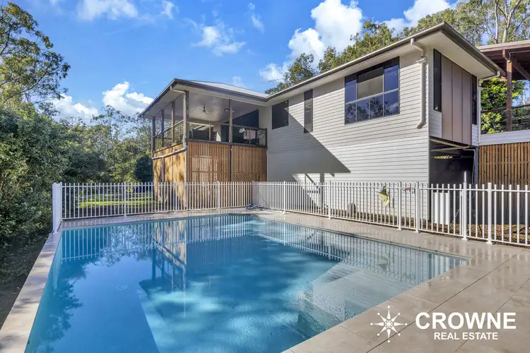 7 Illoura Grove