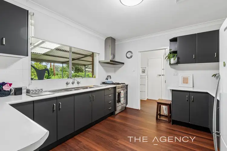 13 Sunninghill Road
