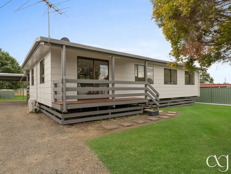 11 Kingsley Street, Walloon QLD 4306
