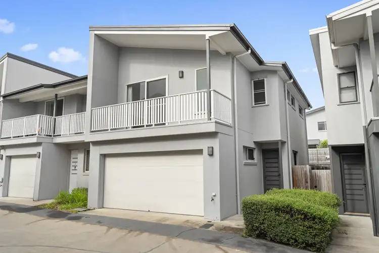 27 Sunflower Crescent