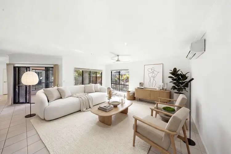 20 Strathburn Court