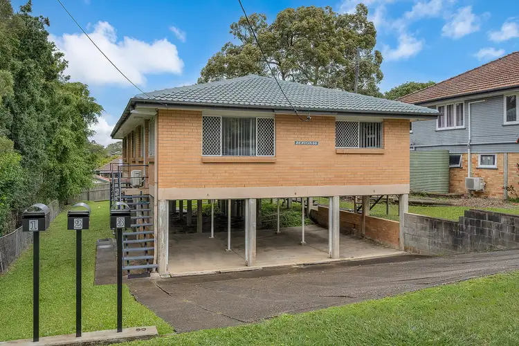 60 Araluen Street
