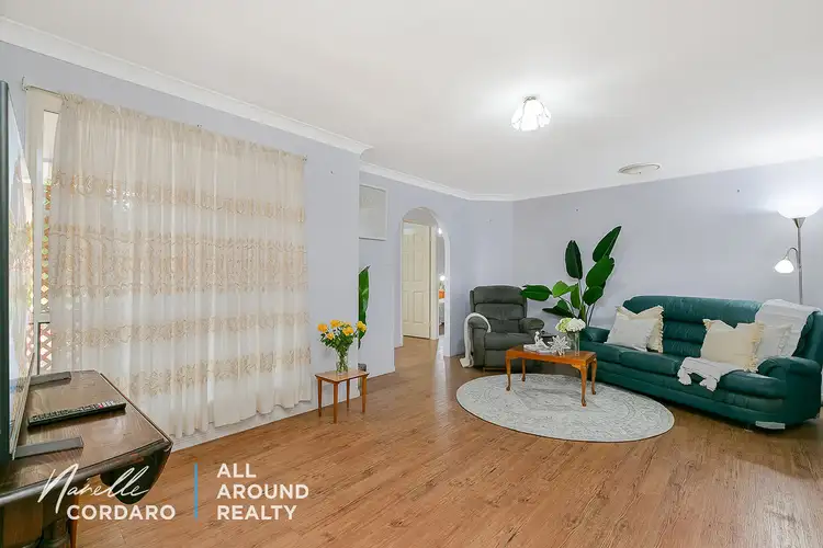 12 Whimbrel Court