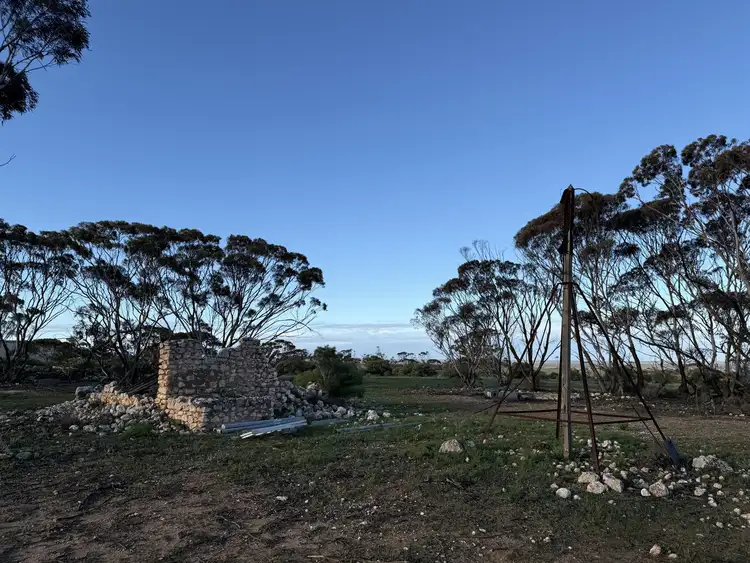 Lot 2 Pipeline Road