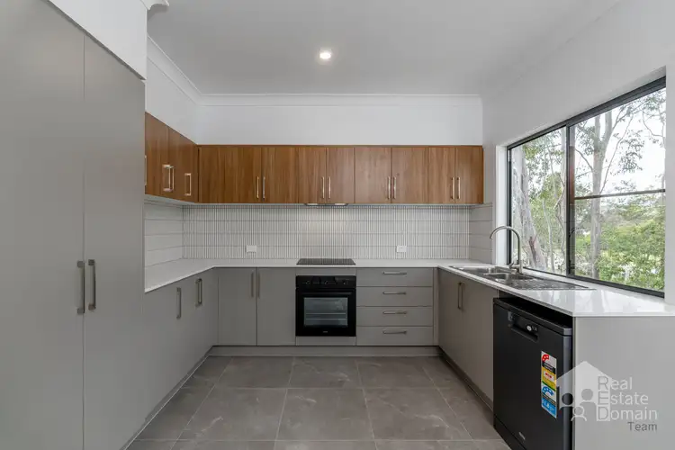 18A Sharman Street