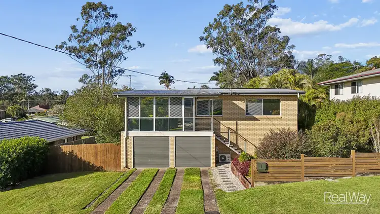 9 Daisy Avenue
