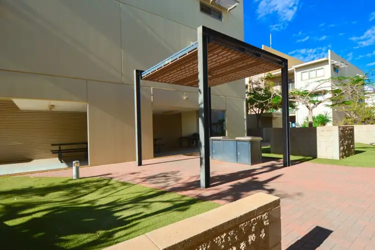30/44 Counihan Crescent