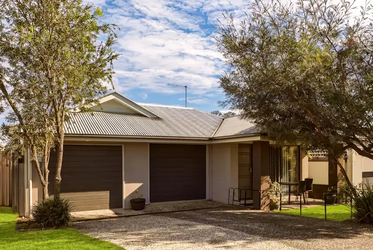 8 Capuchin Close
