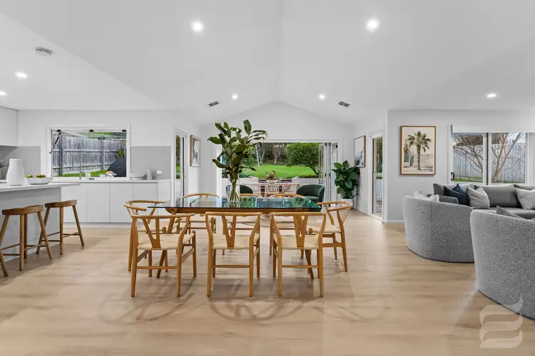 120 Koornalla Crescent