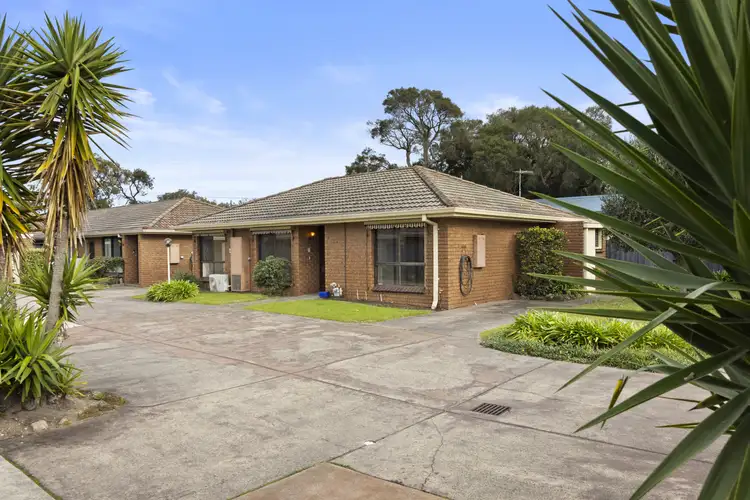 2049 Point Nepean Road