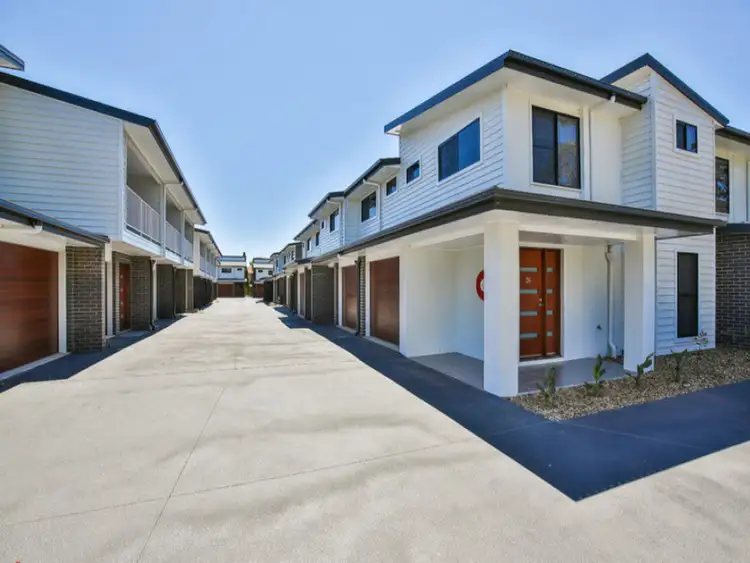81 Vacy Street