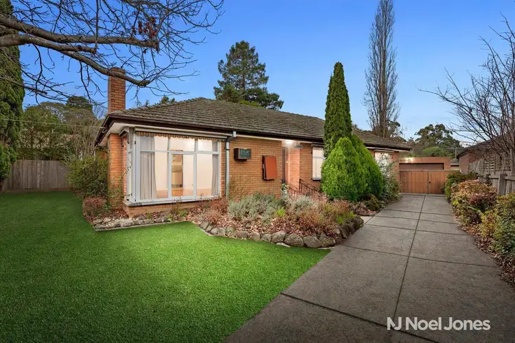 30 Hillview Drive