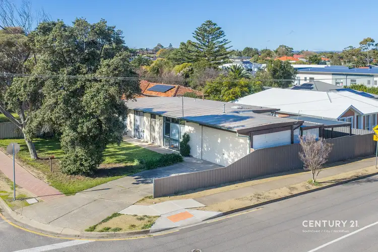 22 Elgin Avenue