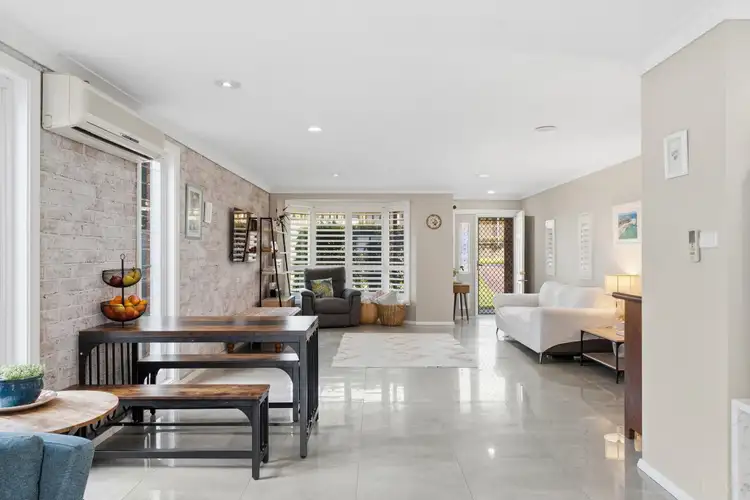 8 Kyamba Crescent