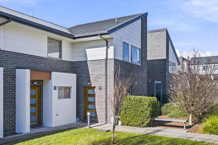 8 Henry Kendall Street