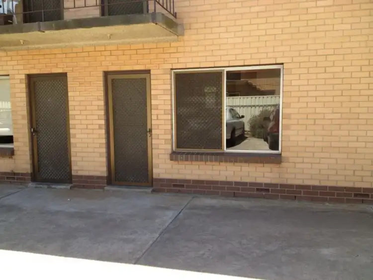 1/156 Churchill Road