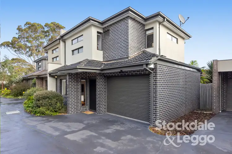 2 Cairns Street