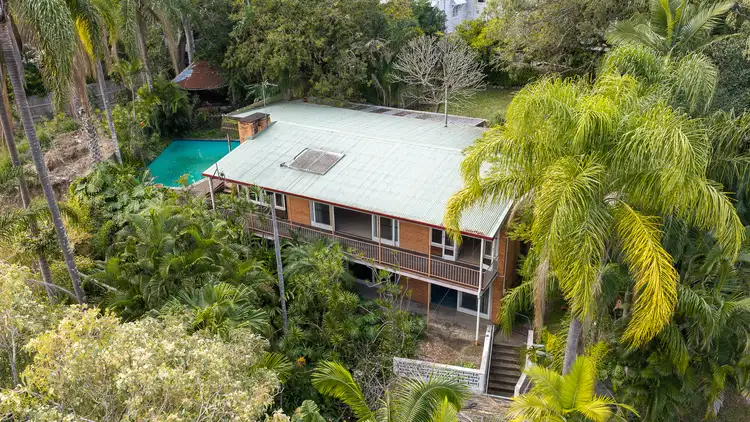 19 Parnoo Street