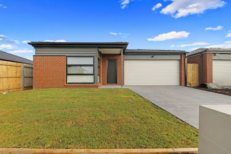 40 Newbridge Boulevard