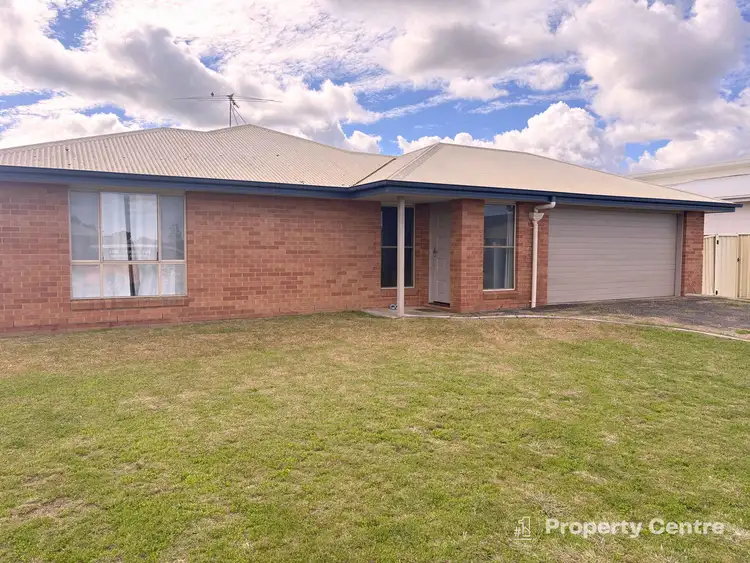 11 Barry Place