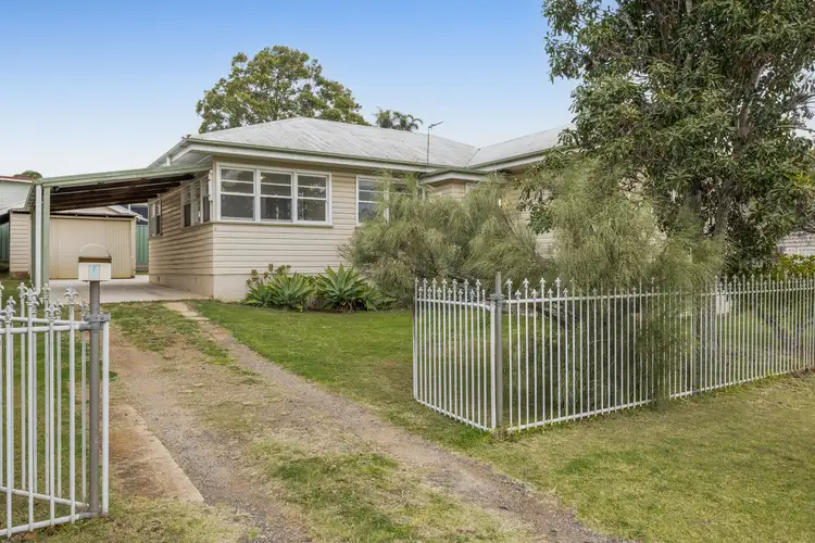 4 Duncraggon Street