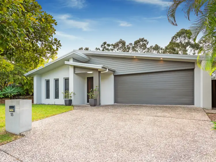 15 Bushland Place