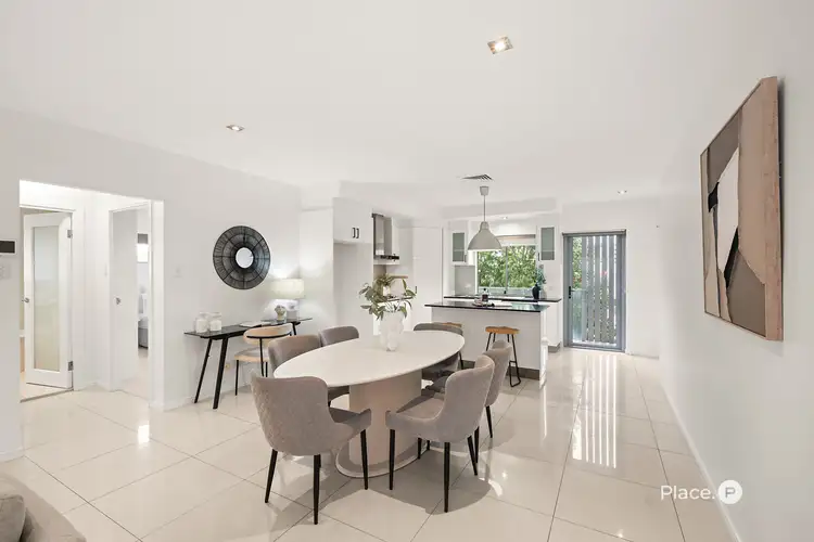 215 Wellington Road