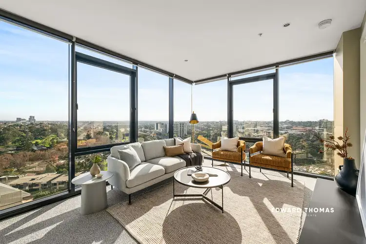 18 Mt Alexander Road