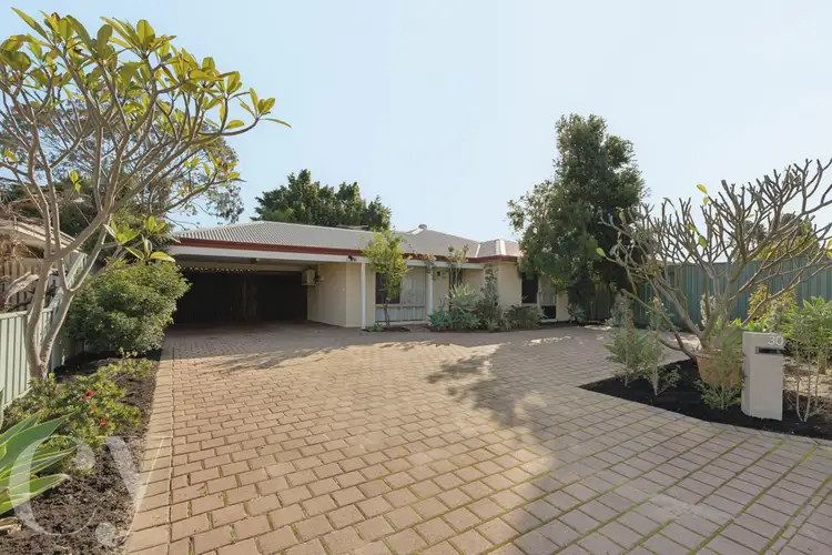 30 Mayhew Cross