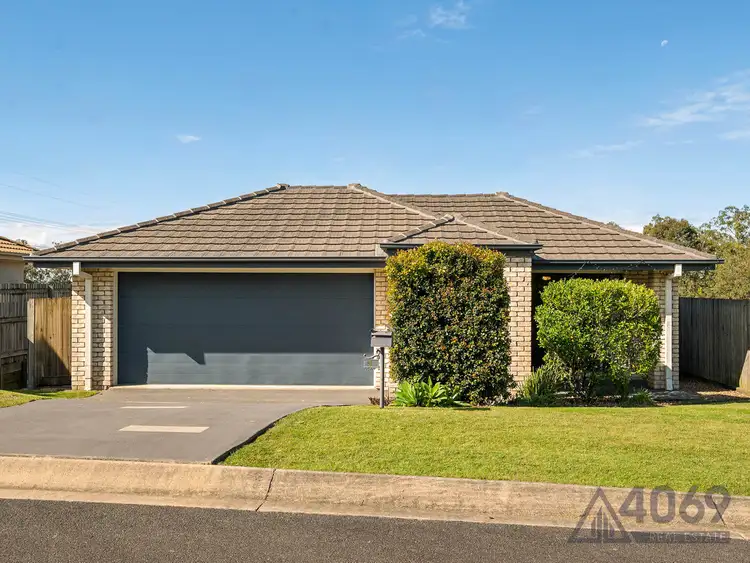 3 York Close