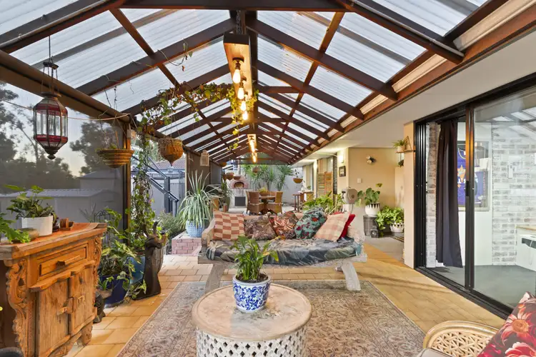 9 Ballantine Road