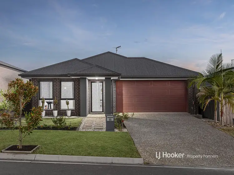 11 Bunya Drive