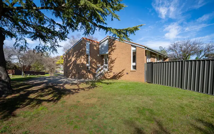52 Kelloshiel Close