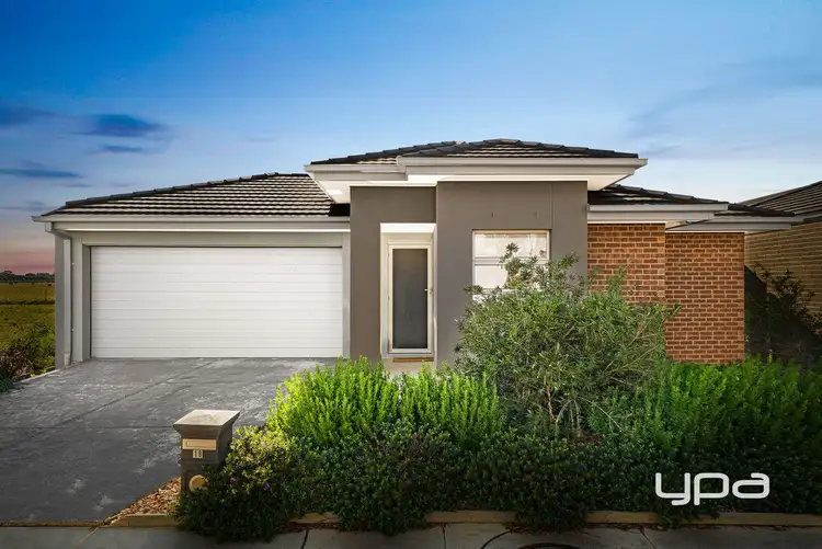 18 Silvereye Street