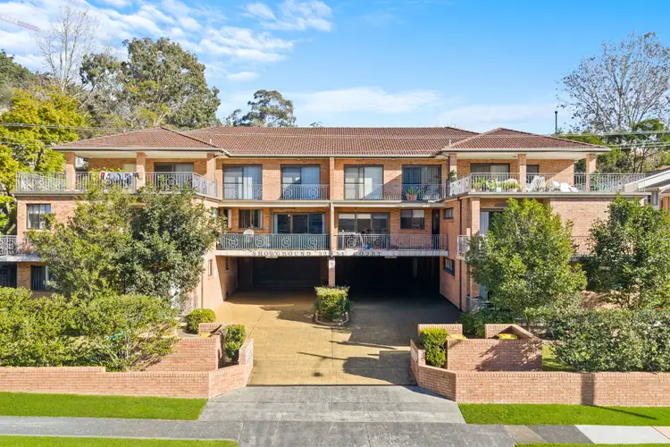 52 Showground Road