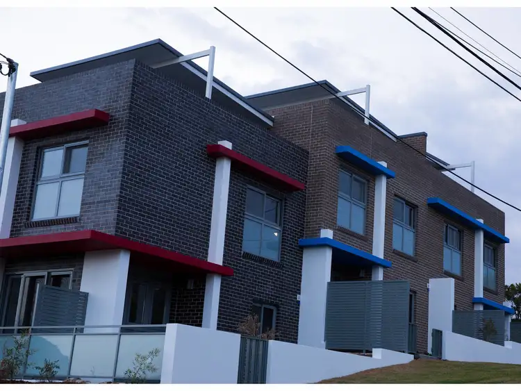 3 Corry Court