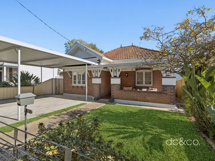 4 Salisbury Street