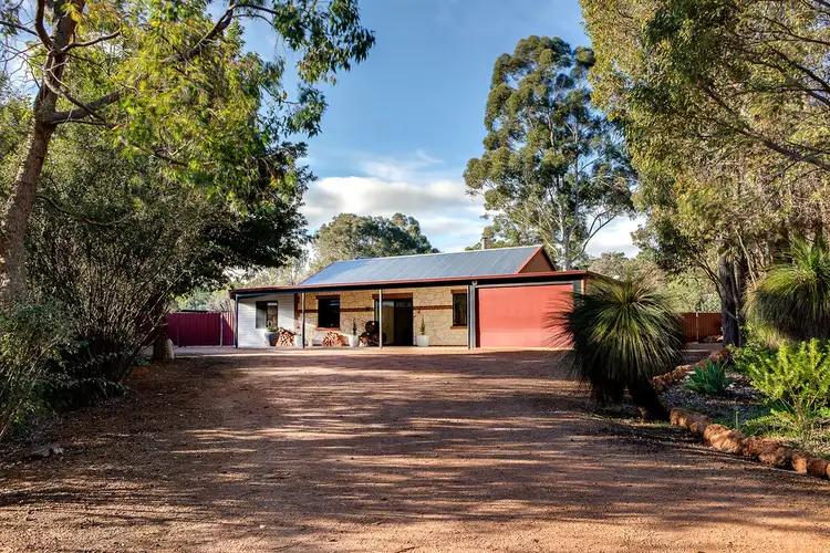 38 Raeburn Road