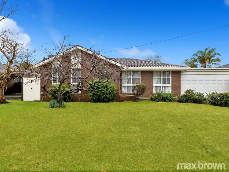 8 Allambanan Drive
