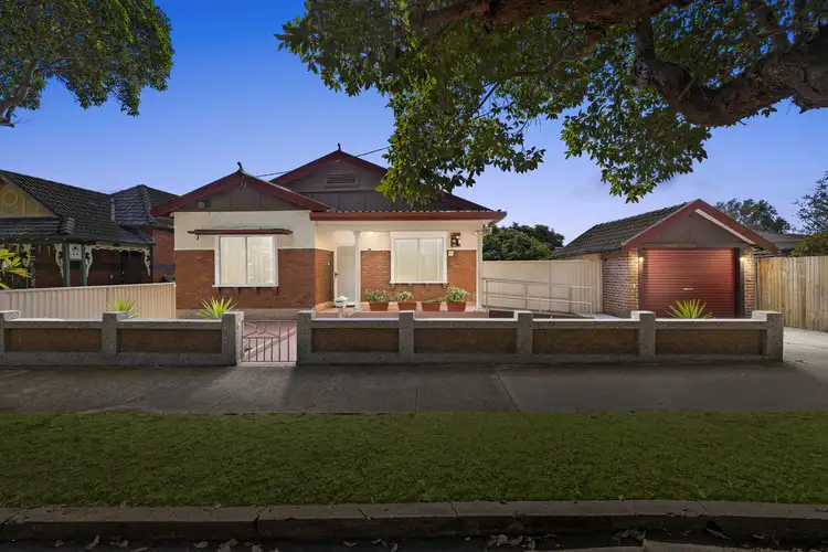 19 Griffiths Street