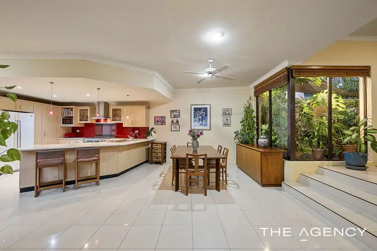 49 Challenger Avenue