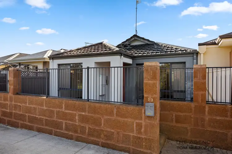 13 Olearia Alley