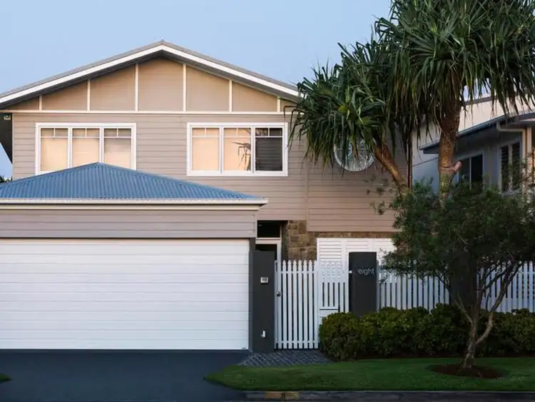8 Seagull Avenue