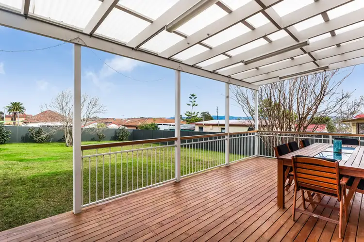 27 Toowoon Bay Road, Long Jetty NSW 2261