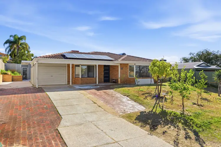 4 Ellara Court